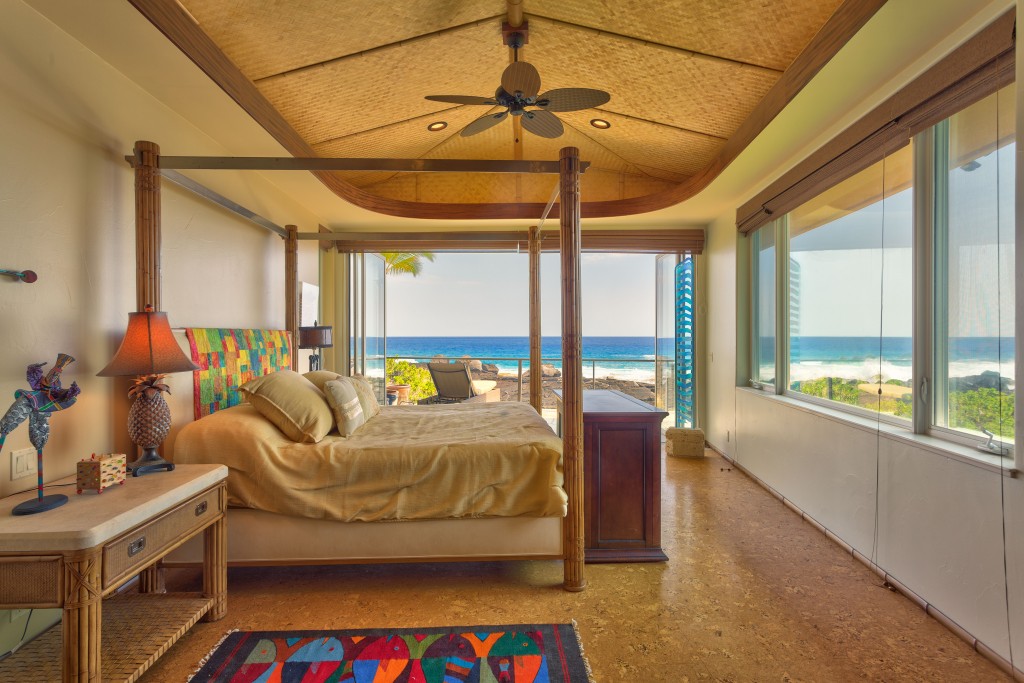 Kona Bay Bedroom